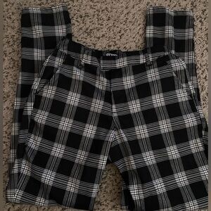 Hot Topic Grunge Black and White Checkered Pants